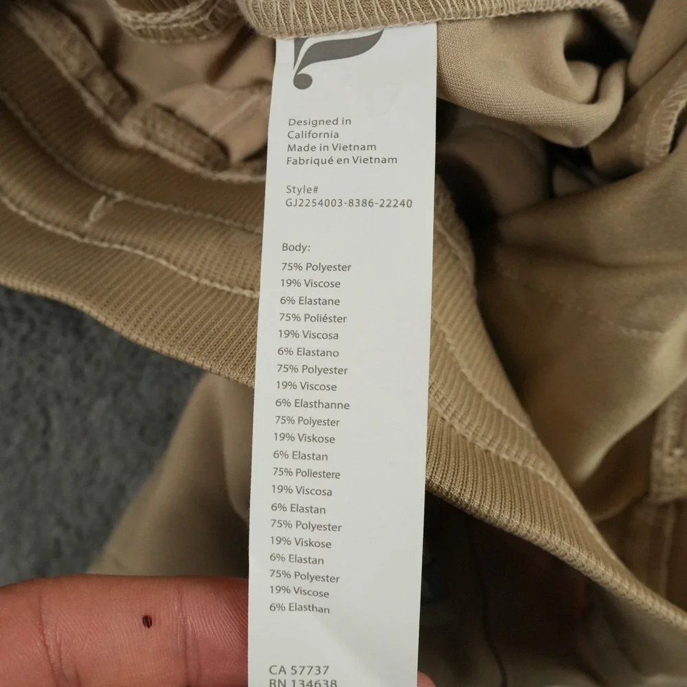 Fabletics All-Shift Scrub Jogger Mens M Beige Cargo Elastic‎ Waist Stretch Medic